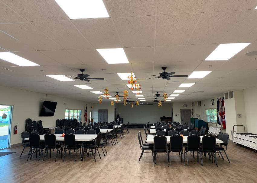 35 Kingsport Ave a Palmetto, FL Mobile or Manufactured Home for Sale